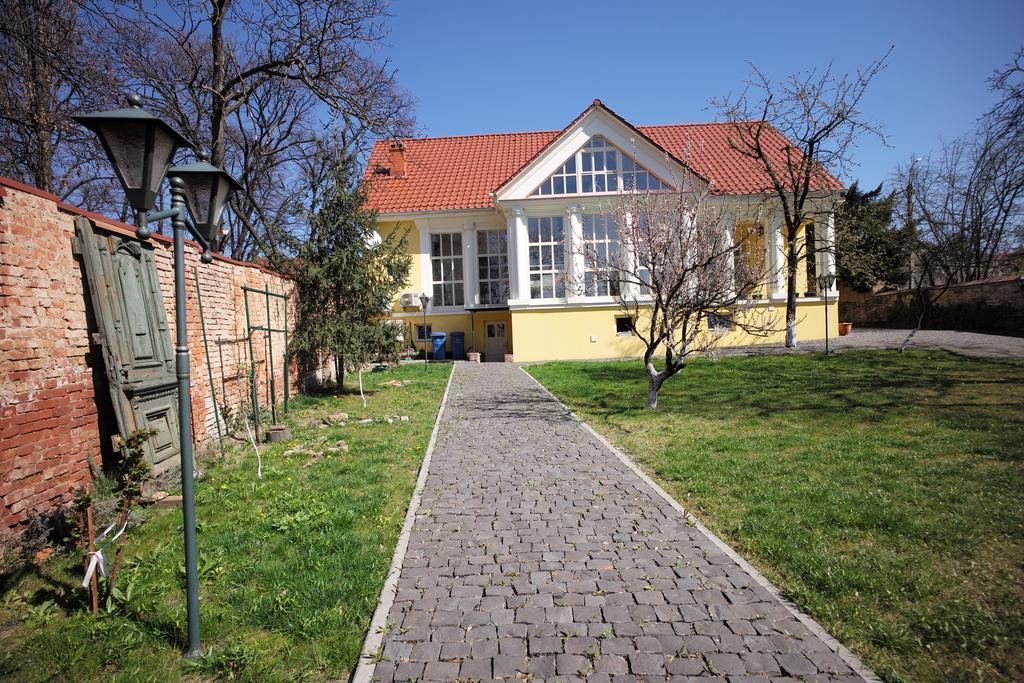 Boutique Hotel Villa P Úzhgorod Exterior foto
